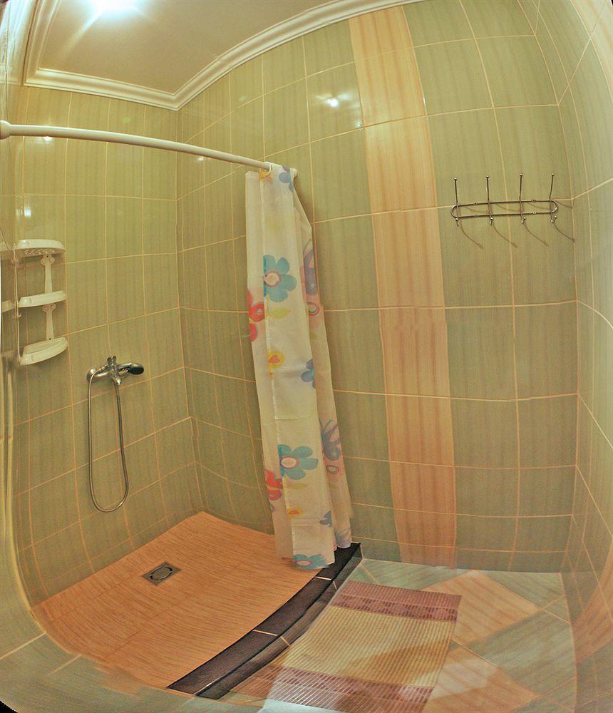 Chemodan Hostel Odessa Eksteriør billede